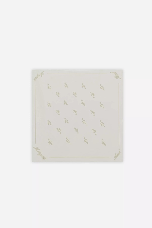 Allekirjoitus Silkkihuivi Axel Arigato Kookosmaito Mantelimaito