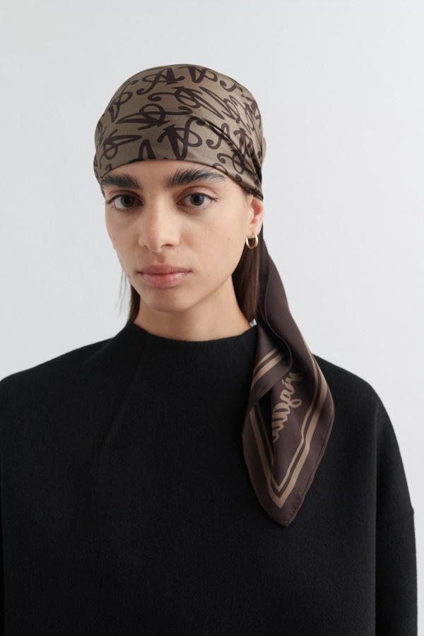 Audrey Silkkihuivi Axel Arigato Molﾨﾦ Shitake