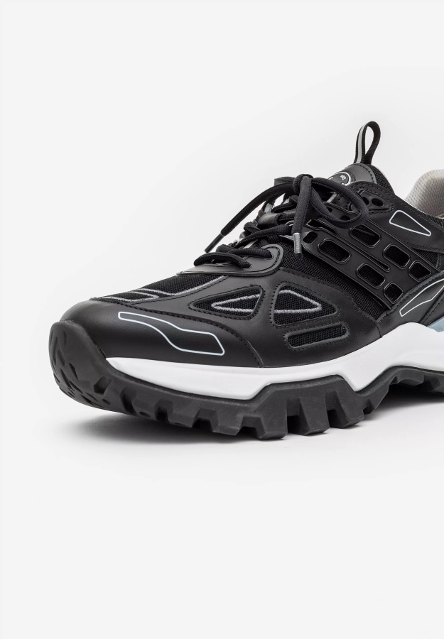 Axel Arigato Marathon R-tic Musta