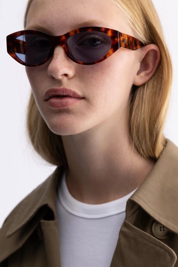 Axel Arigato Tortoise Vaaleansiniset Tonia Kissansilmälasit