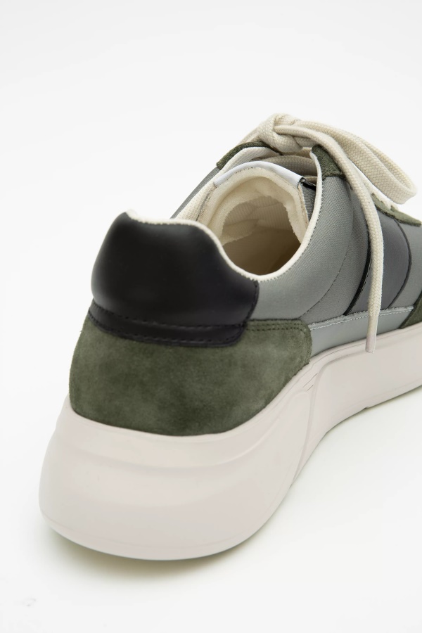 Axel Arigato Tummanvihreä Genesis Vintage Runner