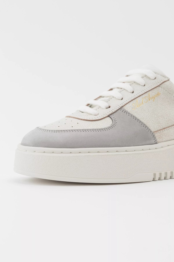 Axel Arigato Valkoinen Harmaa Orbit Lenkkari