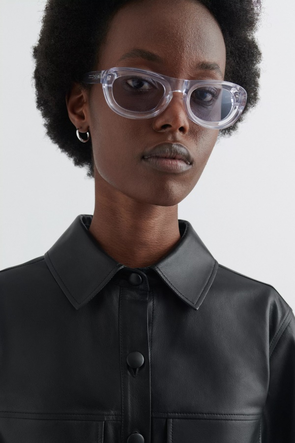 Echo Aurinkolasit Kirkas Kristallinsininen Axel Arigato