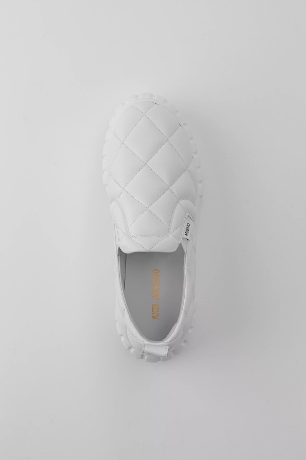 Haze Slip Valkoisella Axel Arigato