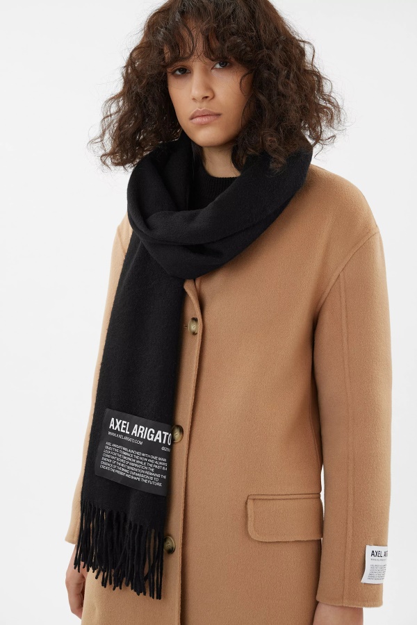 Logo B Bel Huivi Musta Axel Arigato