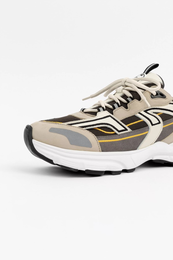 Marathon R-trail Axel Arigato Cremino