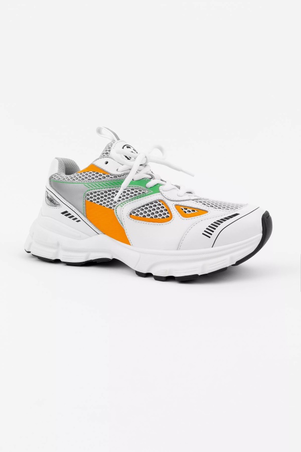 Maratonjuoksija Axel Arigato Valkoinen