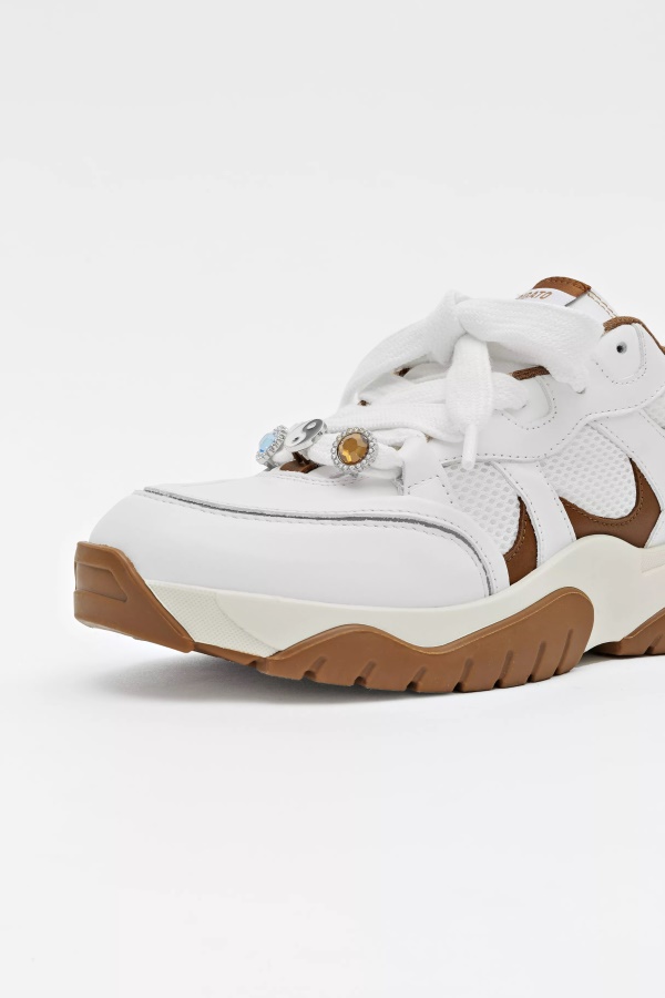 Monni Lo White Axel Arigato