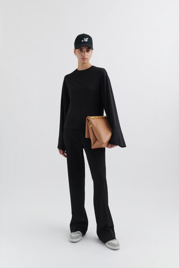 Paikallinen Pitkähihainen T-paita Musta Axel Arigato