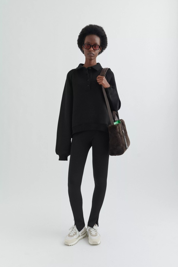 Sunnuntai Poolopusero Axel Arigato Musta