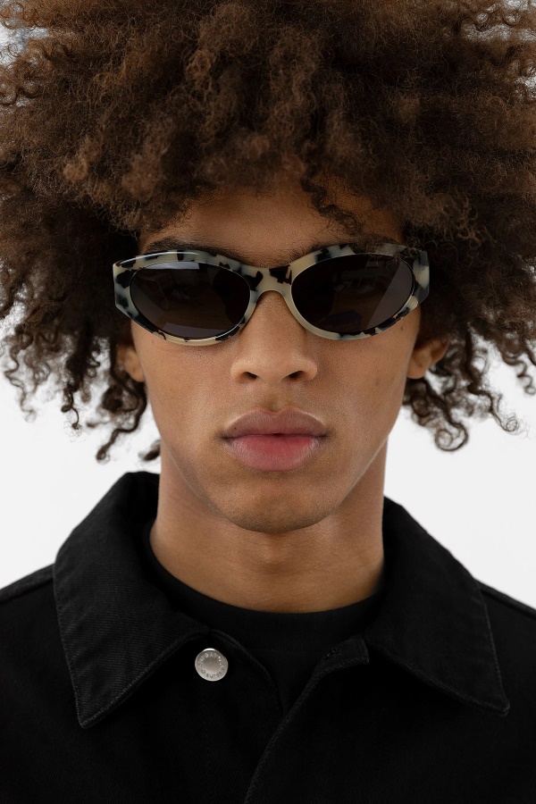 Tonia Cat-eye Aurinkolasit Axel Arigato Beige Kilpikonna Musta