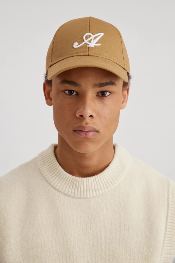 Signature Cap Camel Axel Arigato
